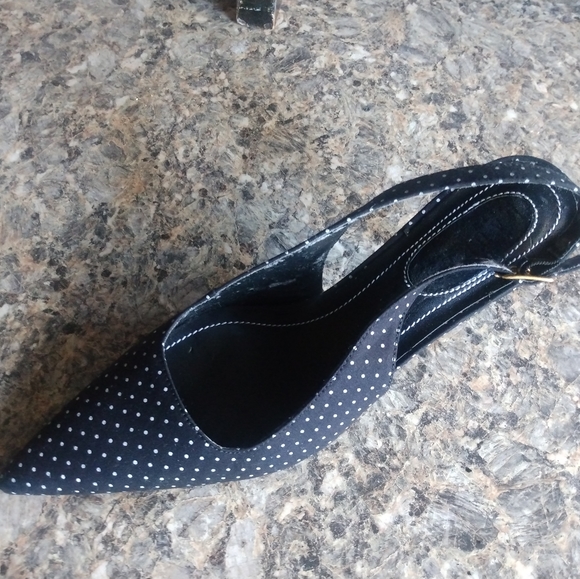 Ralph Lauren Women New Pokla-Dot Kitten Heel Pointed-Toe Pumps Size 6.5B (61) - Picture 9 of 11